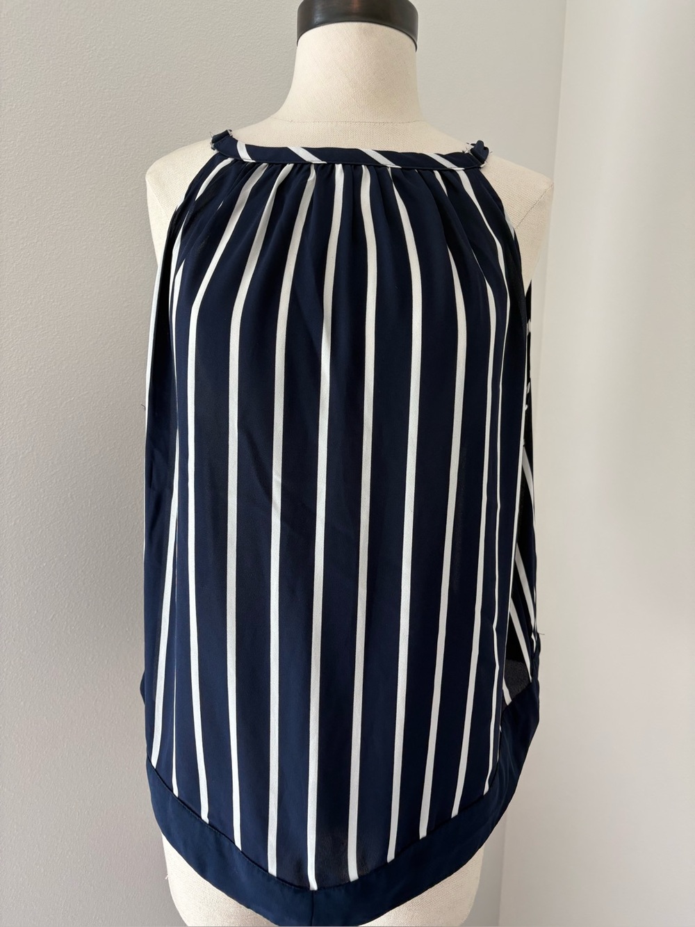 New York & Company Striped sleeveless Blouse Women’s XL